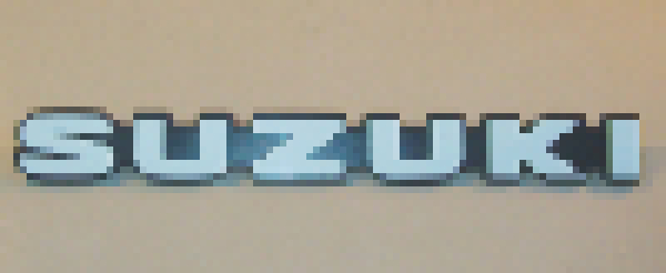 Schriftzug "Suzuki"  Maske SJ413