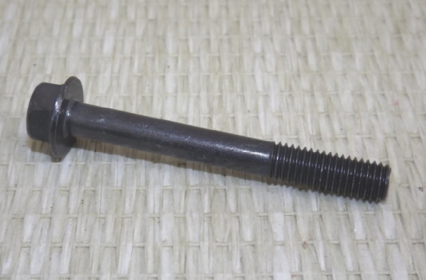 Schraube Ventildeckel M8 12mm